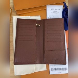 Louis Vuitton Brazza Wallet